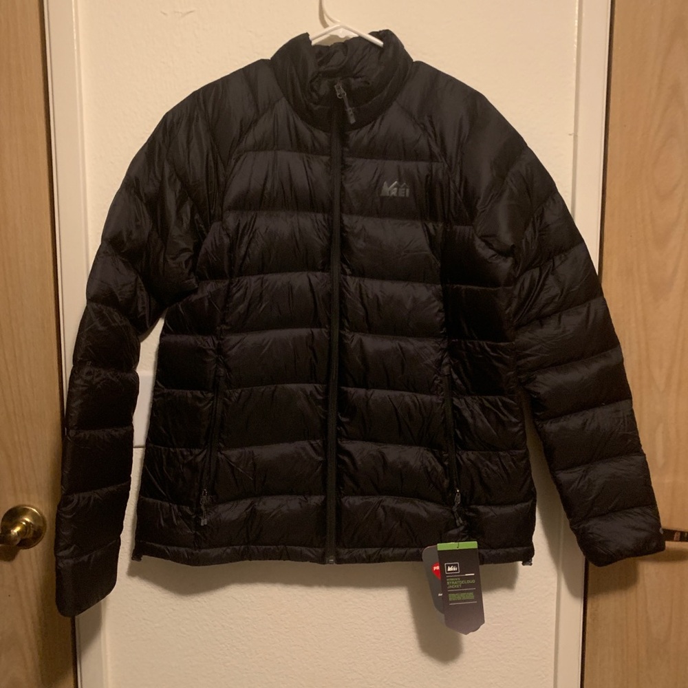 REI Womens Stratocloud Black Jacket - Size XL